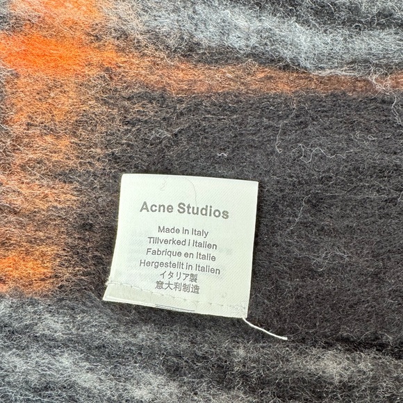 Acne Studios Fringe Scarf - Picture 8 of 13